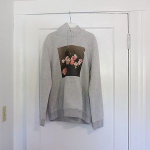 H&M men’s gray hoodie